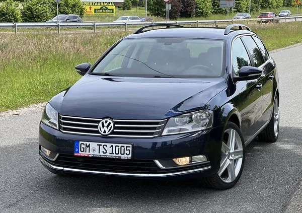 lipno Volkswagen Passat cena 32900 przebieg: 183000, rok produkcji 2013 z Lipno